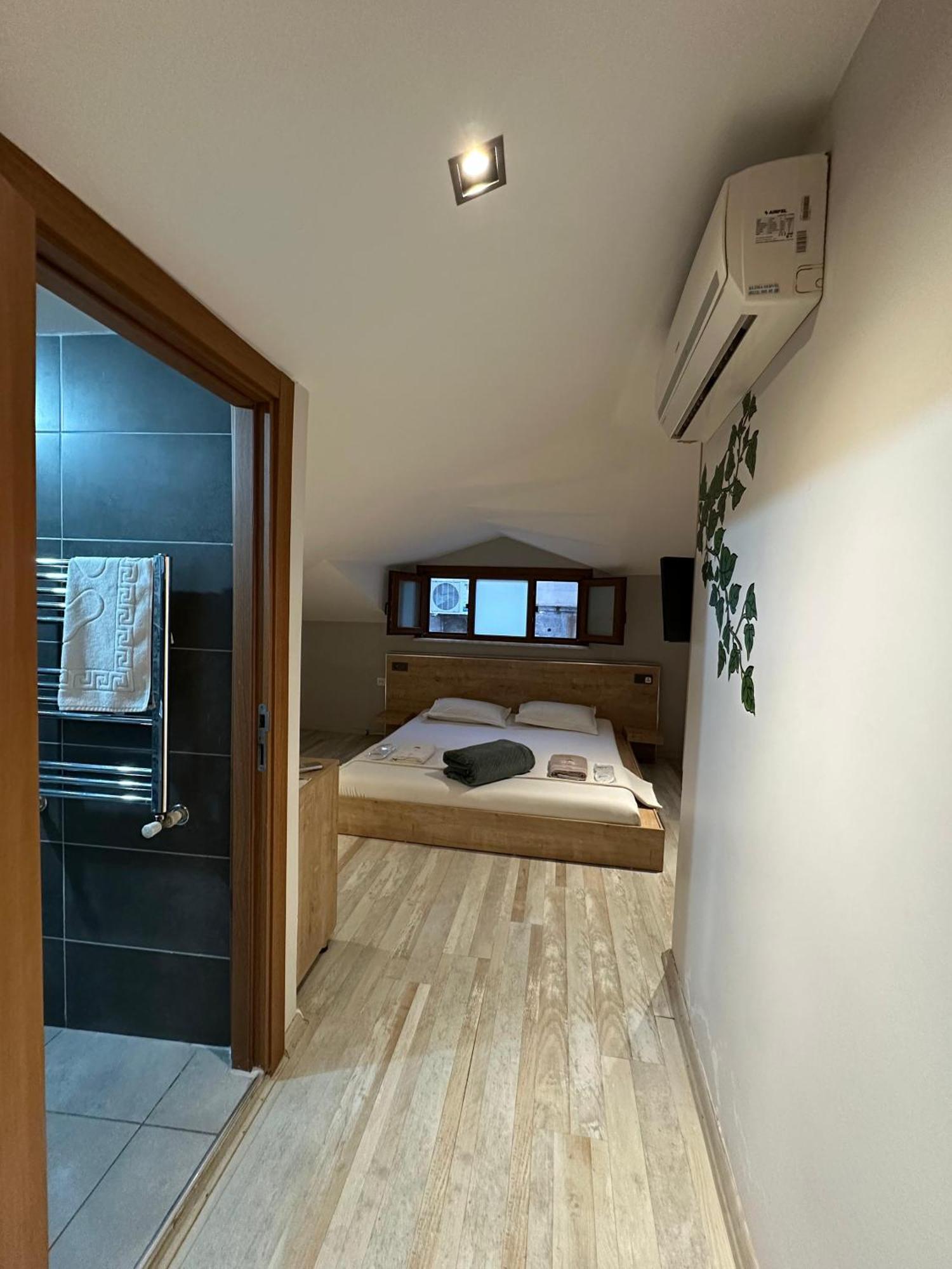 Social House Mil Hotel Istanbul Exterior photo